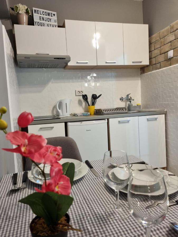Apartment Tea غييكا المظهر الخارجي الصورة